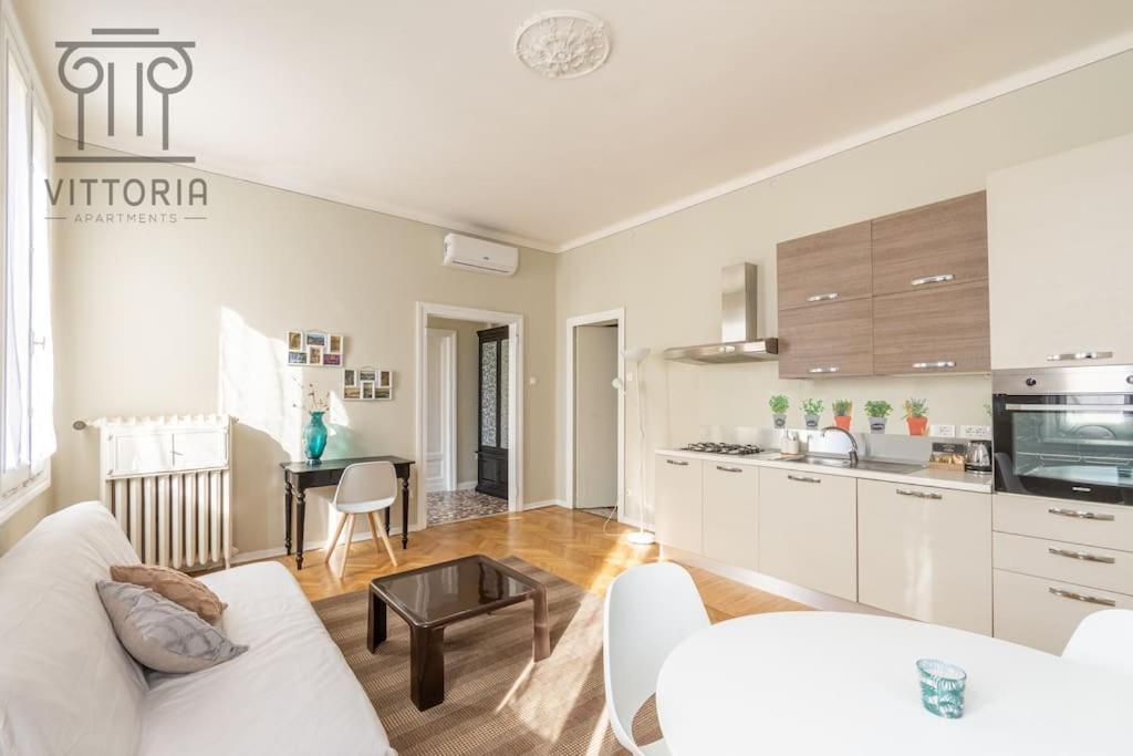 Vittoria Apartments: Viale Dante วิเชนซา ภายนอก รูปภาพ